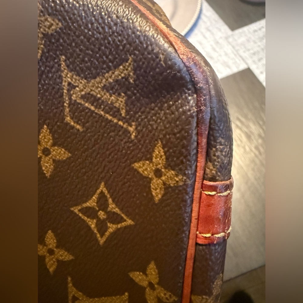 Louis Vuitton Brown SAC Monogram Tote Bag - Picture 5 of 16